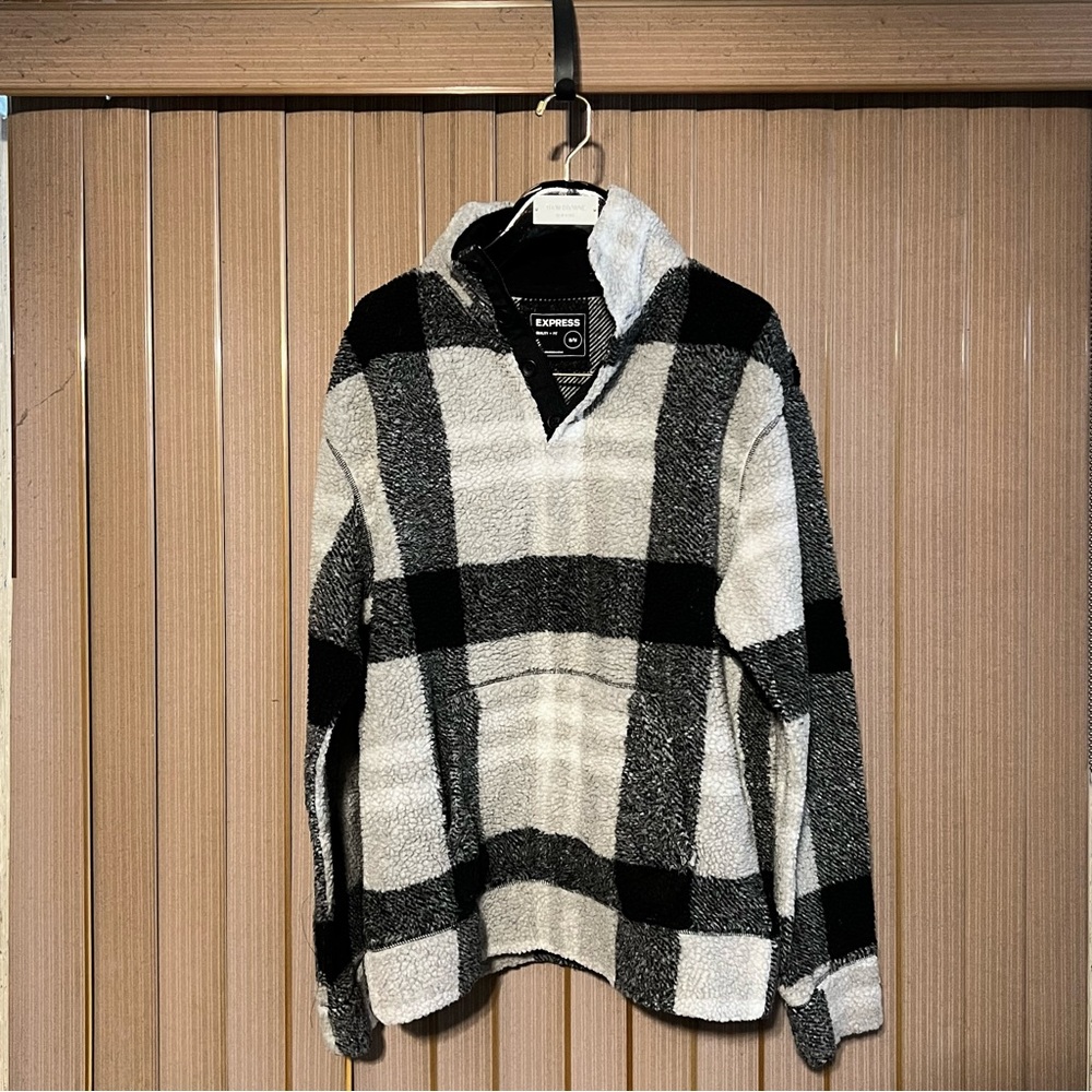 Express Teddy Sherpa Fleece Checkered Pullover Button-Up Men’s Sweater